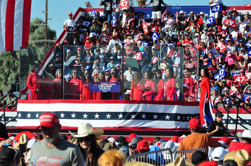 Speakers in California deliver rousing speeches ahead of President Trump’s arrival tonight